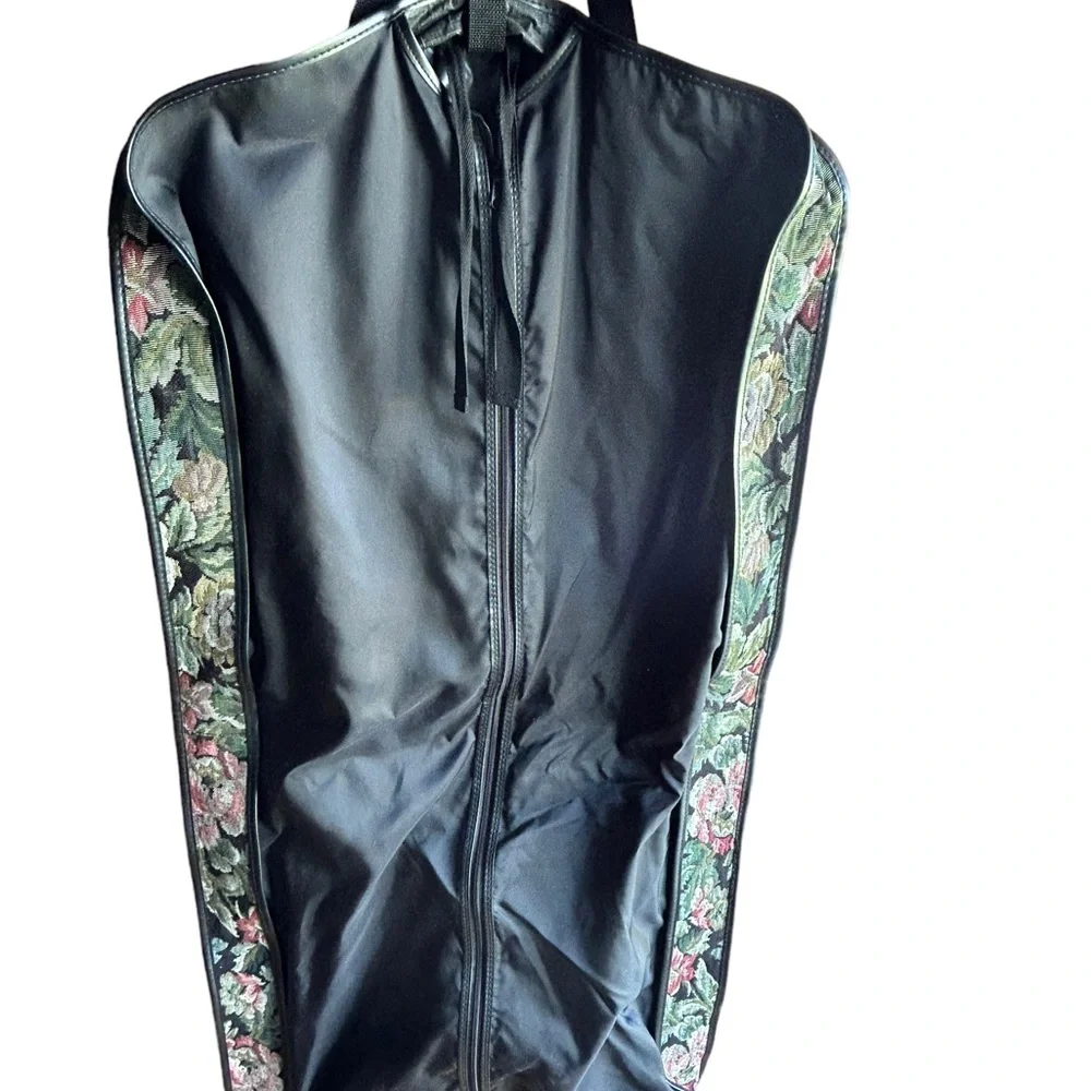 Verdi Hanging  Garment Luggage Bag, Floral Tapestry, Front Zipper Pocket.